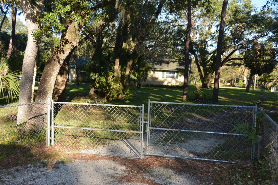 Photo of 1615 Harlock Road