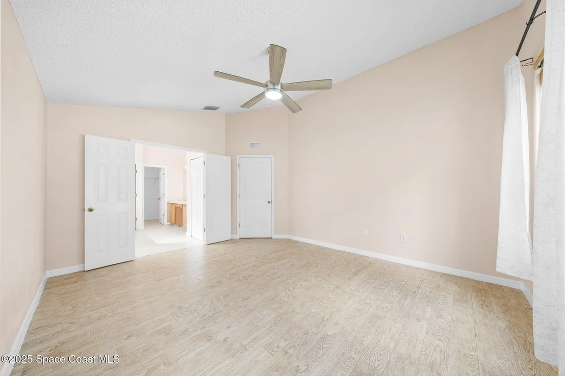 Photo of 574 Sedgewood Circle