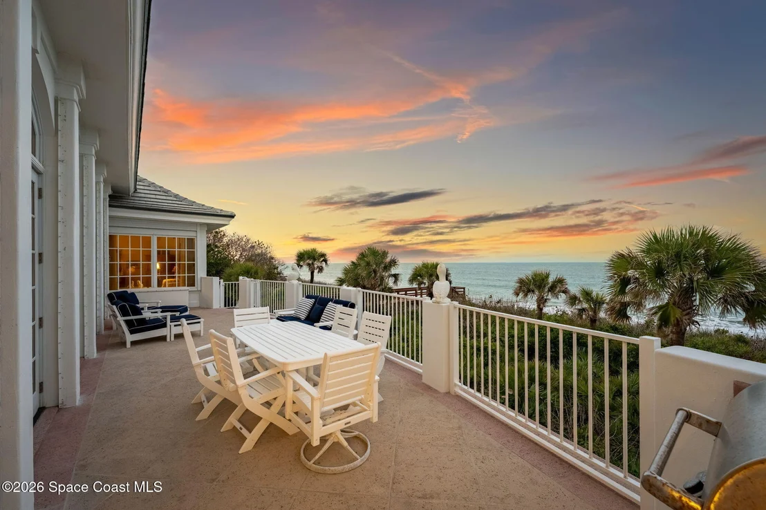 Photo of 680 Ocean Road