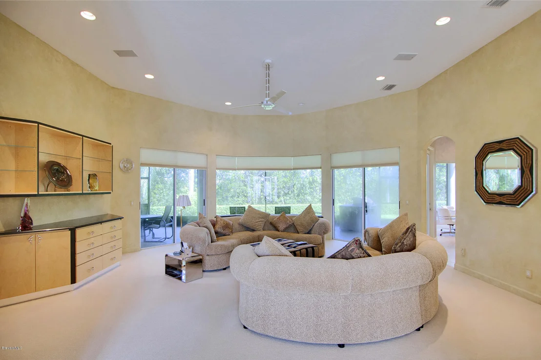 Photo of 8210 Compton Way
