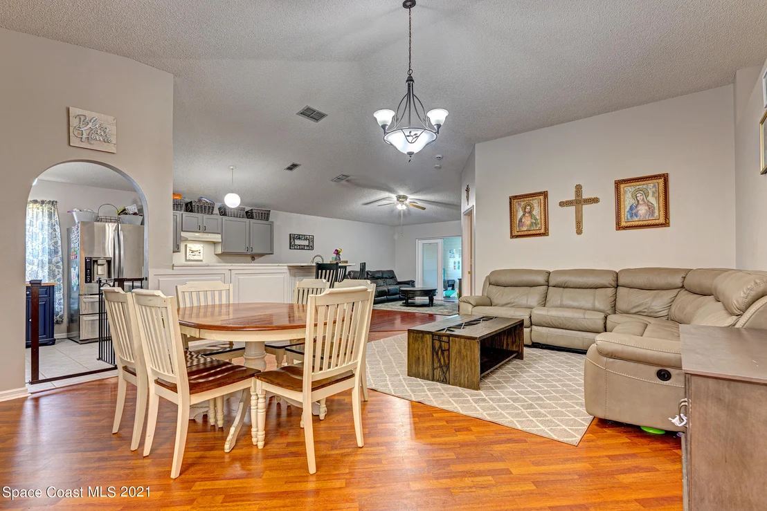 Photo of 2279 Myla Lane