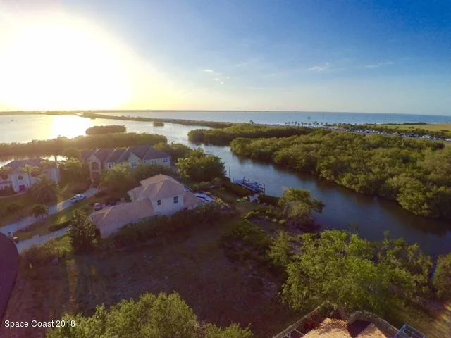 Photo of 280 Lanternback Island Drive
