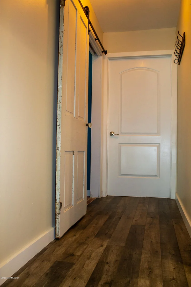 Photo of 472 Rolling Hill Drive