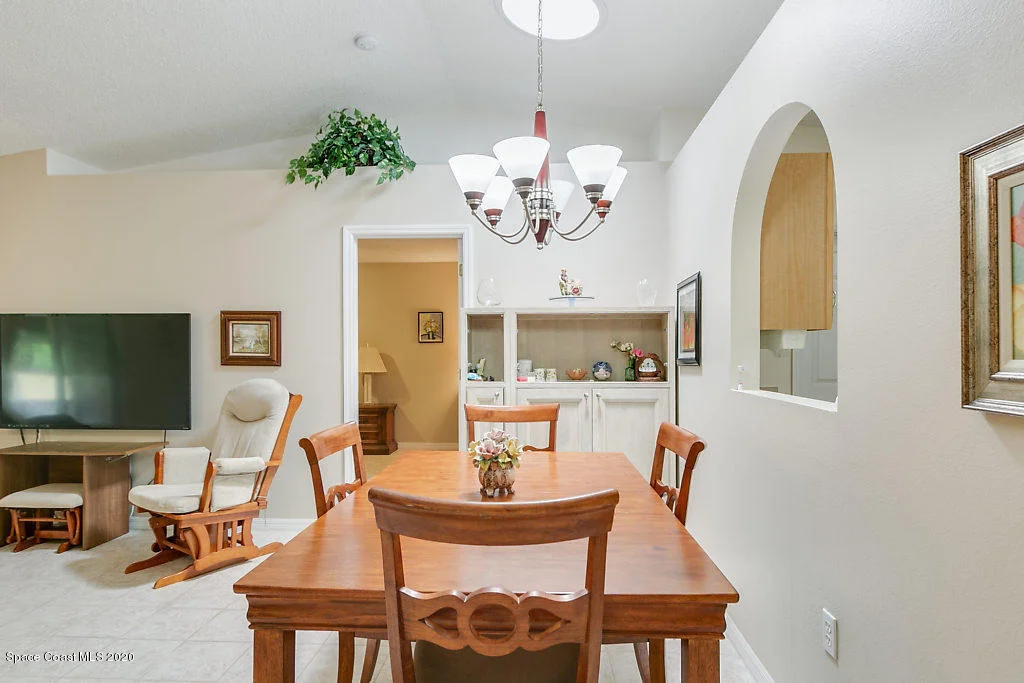 Photo of 2122 Spring Creek Circle NE