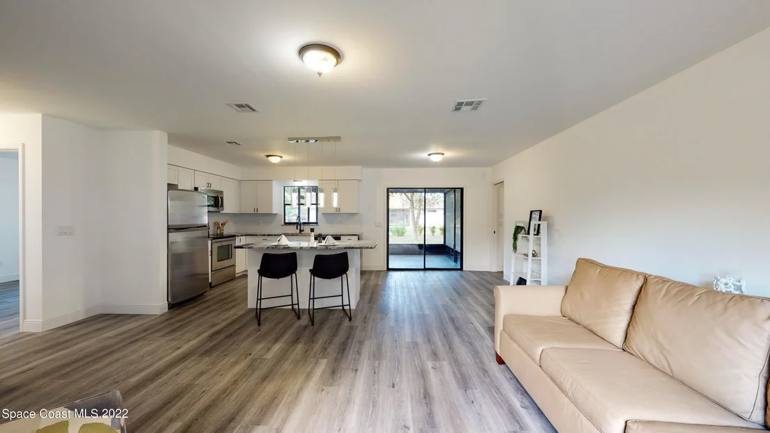Photo of 1526 Dewitt Lane