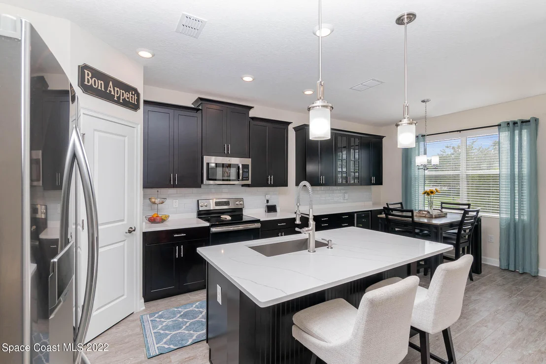 Photo of 6967 Toland Drive
