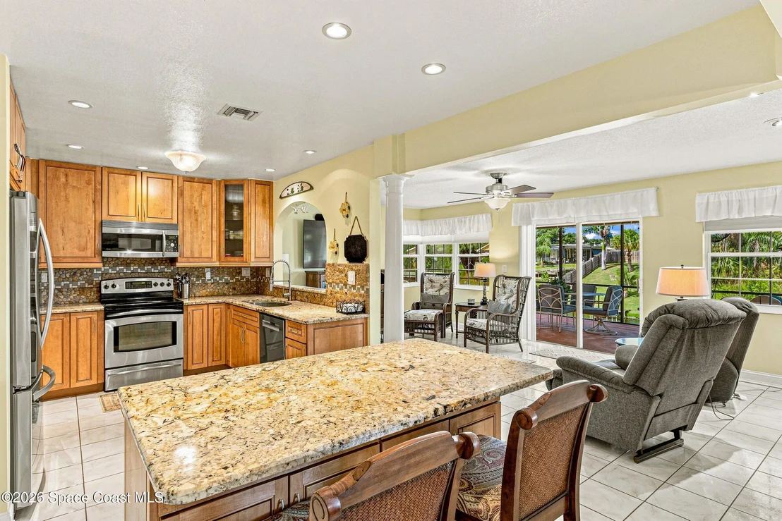 Photo of 889 Vance Circle NE
