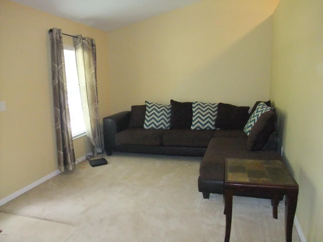 Photo of 1041 Pasadena Road SE