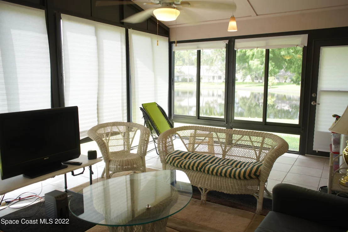 Photo of 854 Ridge Lake Drive