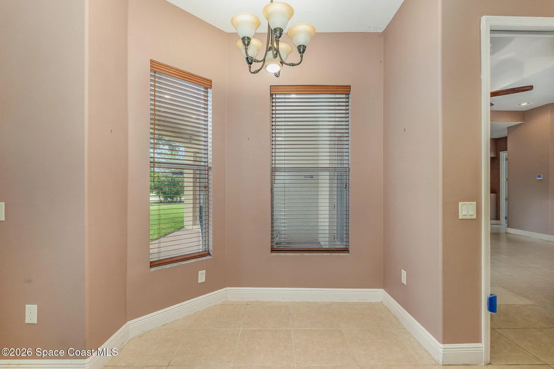 Photo of 291 Devlin Court SE