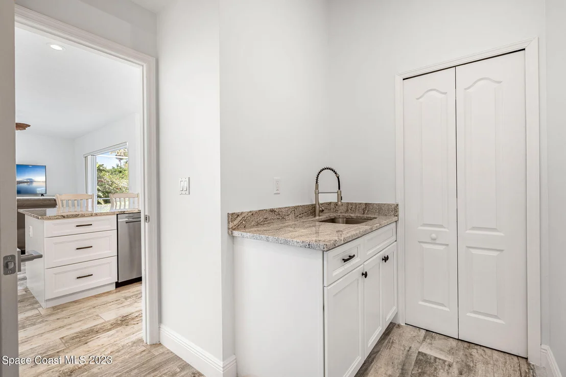 Photo of 212 Ivory Drive