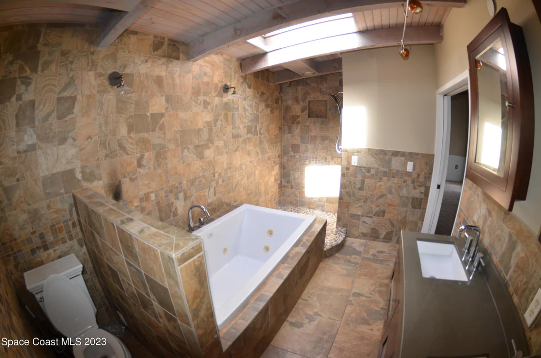 Photo of 1451 Rockledge Drive
