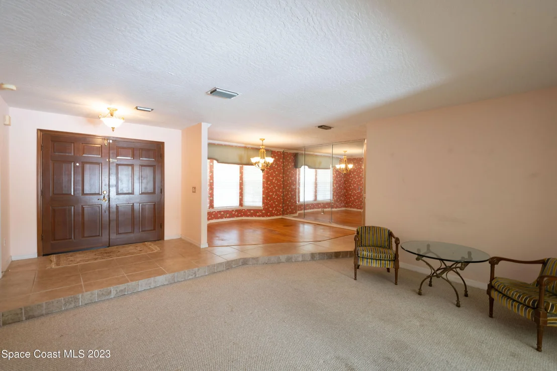 Photo of 450 Monaco Drive