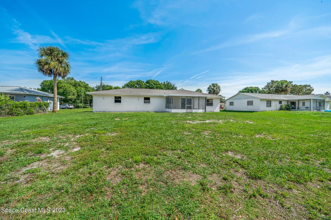 Photo of 5065 Bradbie Lane