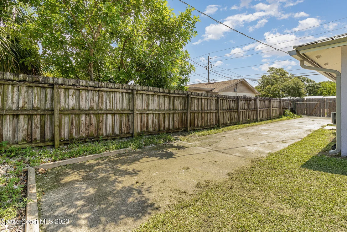 Photo of 649 Croton Road