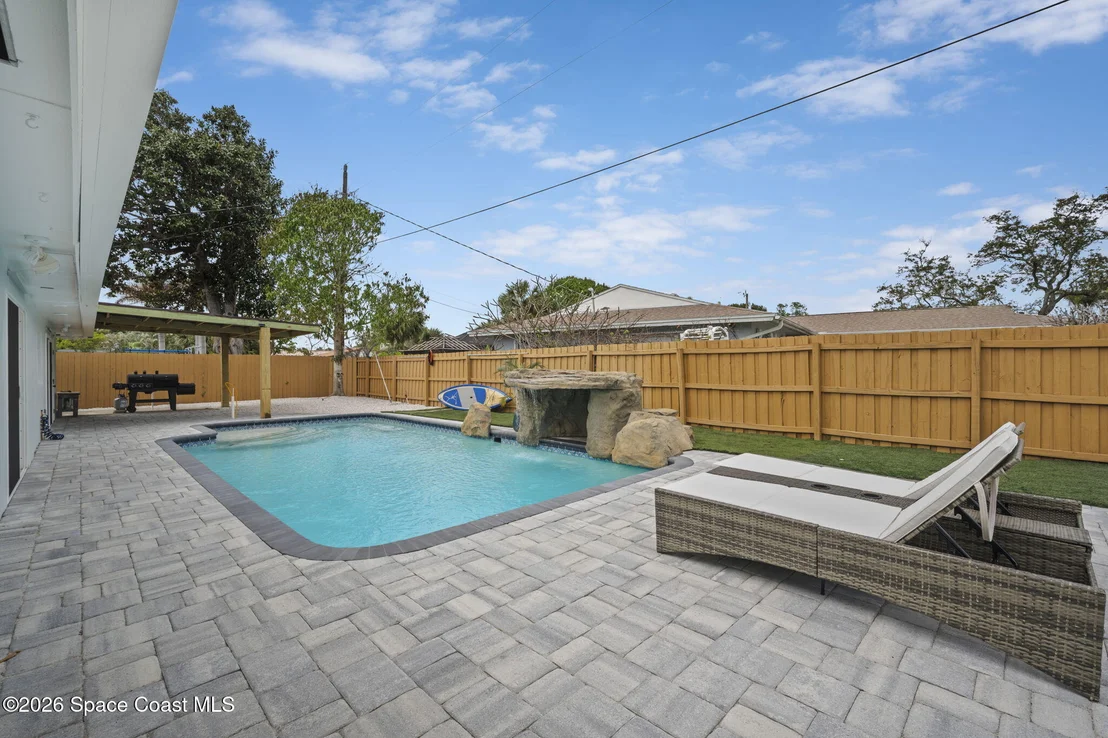 Photo of 500 Seabreeze Drive