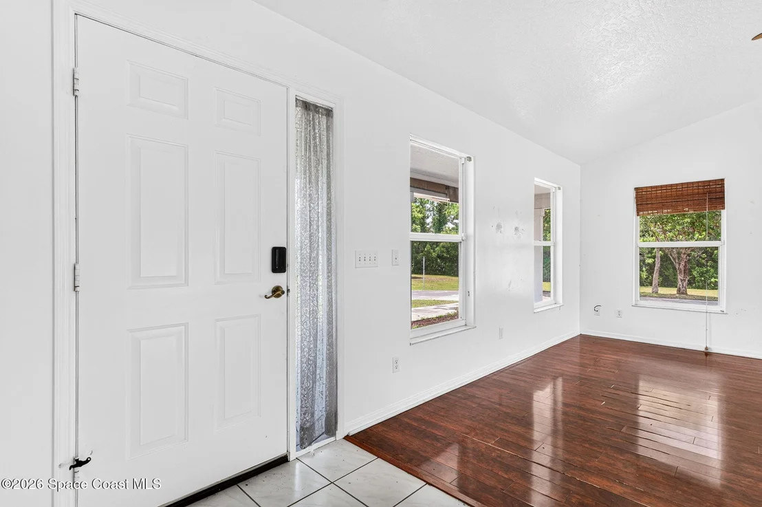 Photo of 2630 Waring Lane