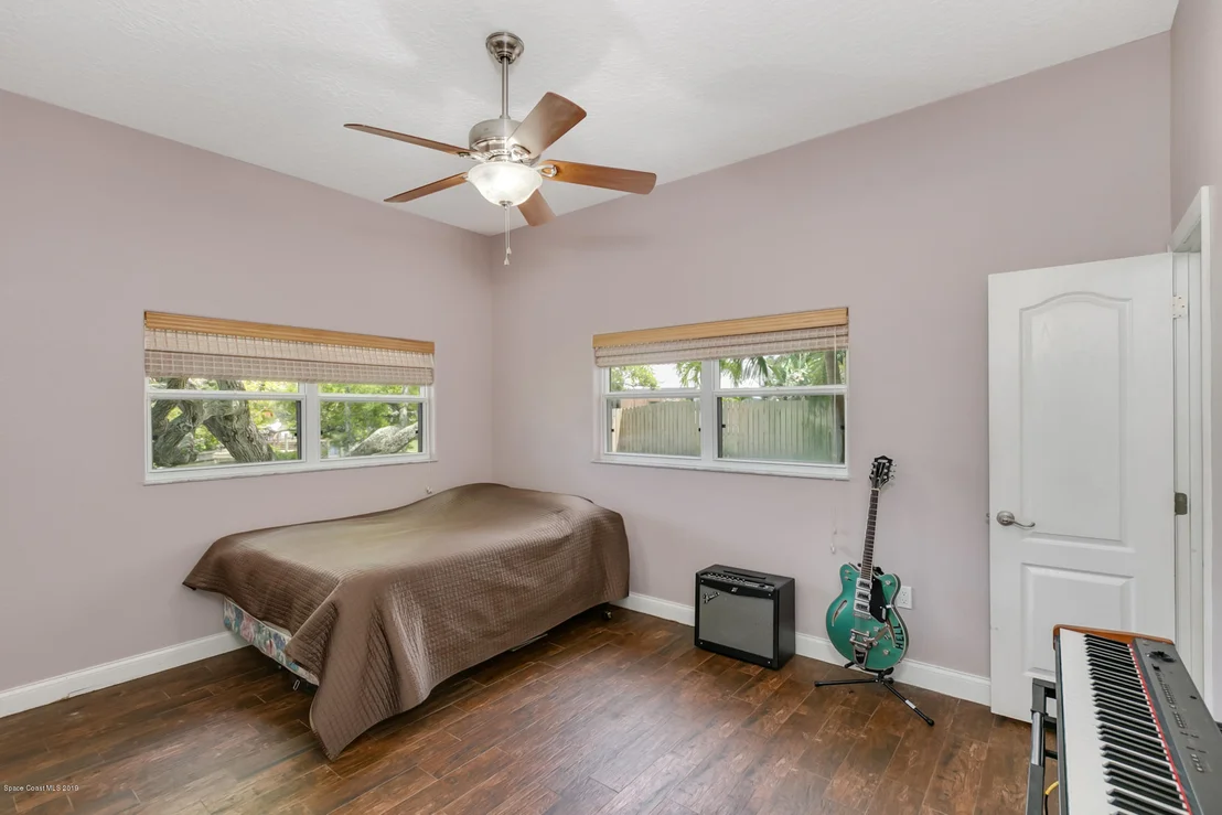 Photo of 52 Riverview Lane