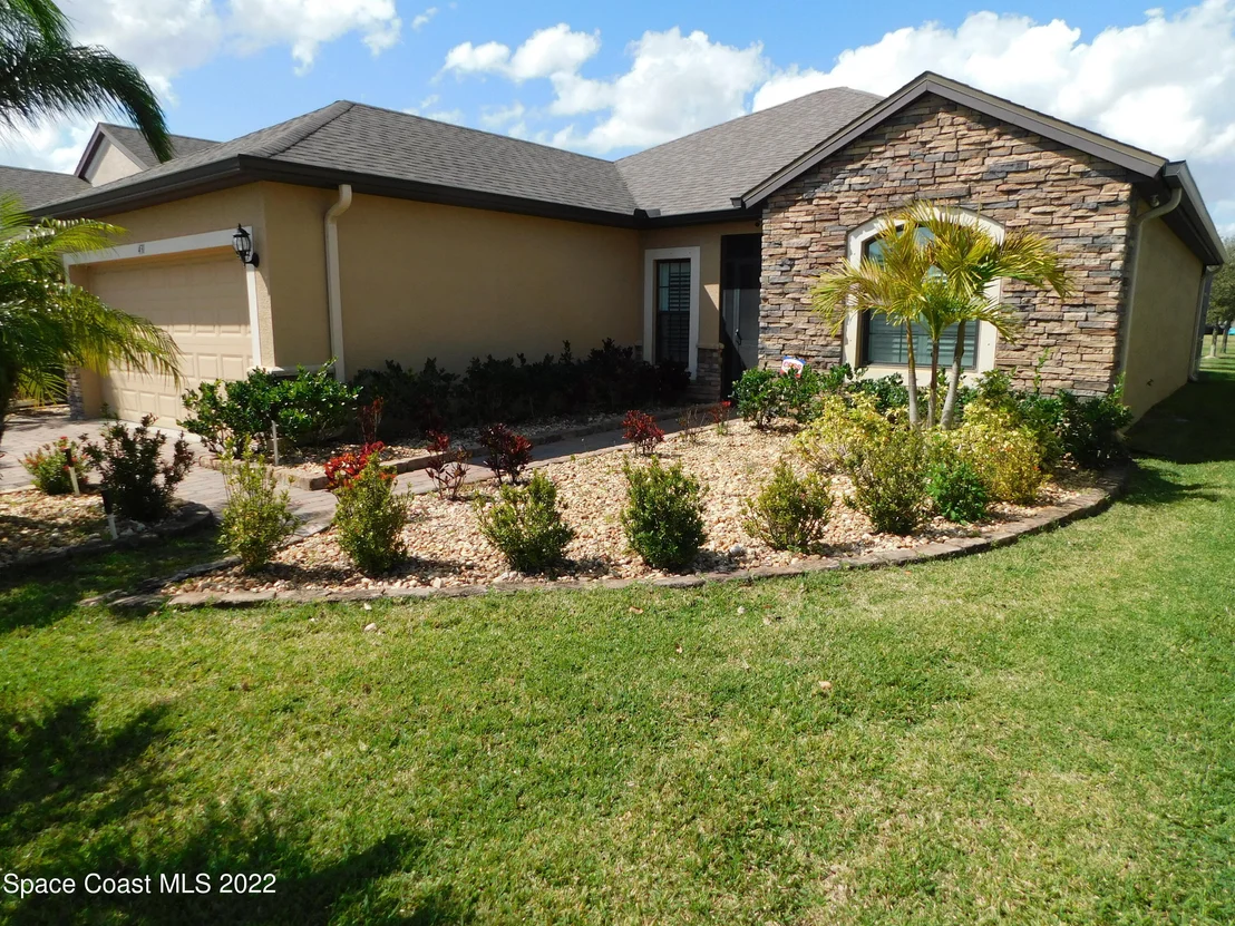 Photo of 431 Trymore Drive SE