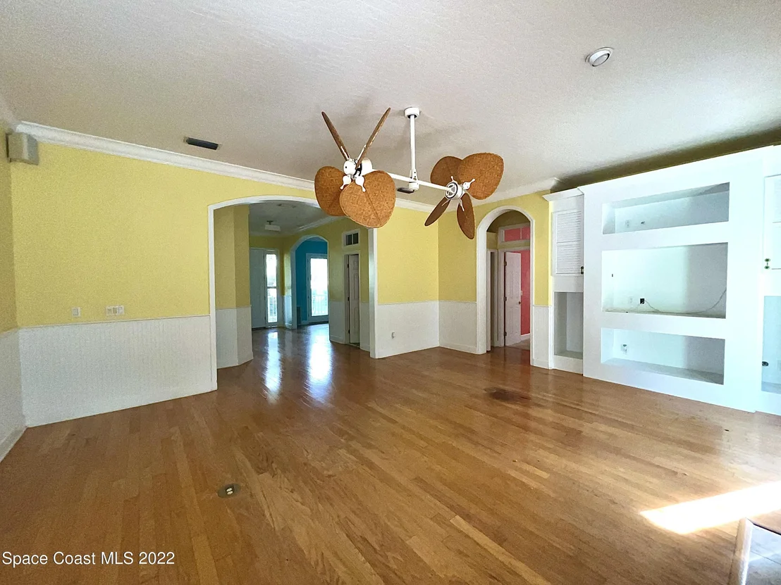 Photo of 202 Waterside Drive
