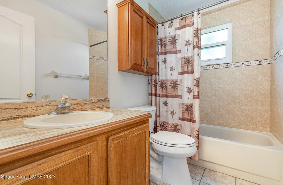 Photo of 498 Kimberly Drive