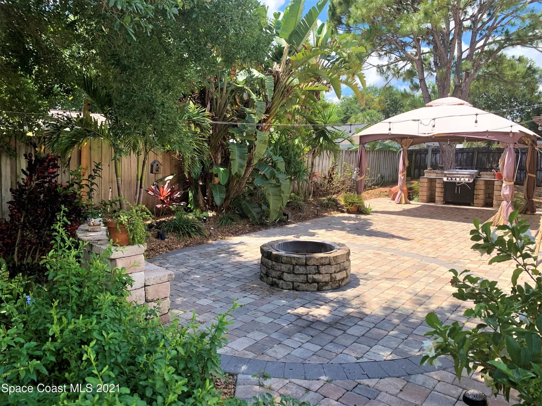 Photo of 843 Tiffany Place