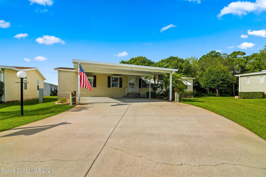 Photo of 245 Outer Drive