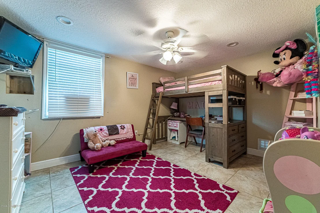 Photo of 601 Edgewood Drive