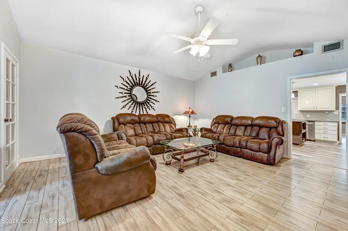 Photo of 2533 Meadow Lane