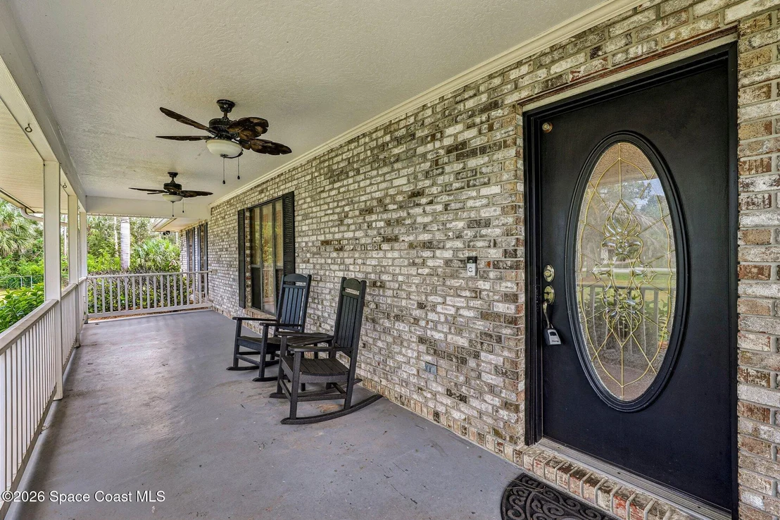 Photo of 2460 Lacourt Lane
