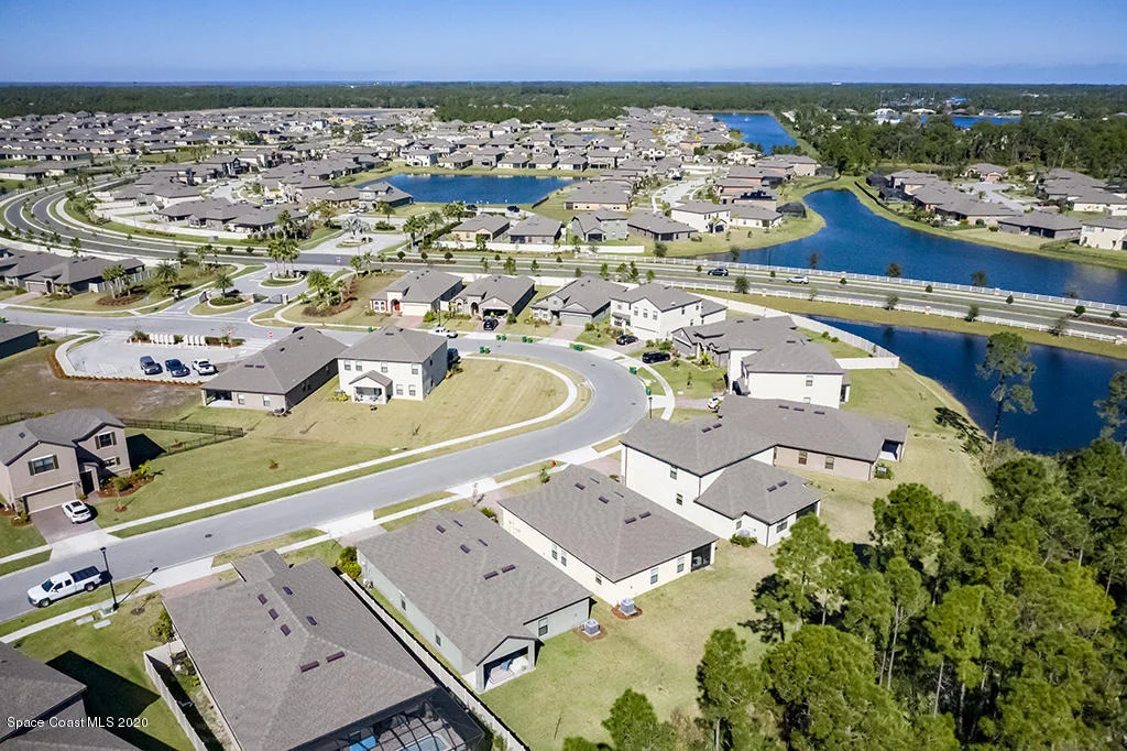 Photo of 803 Musgrass Circle