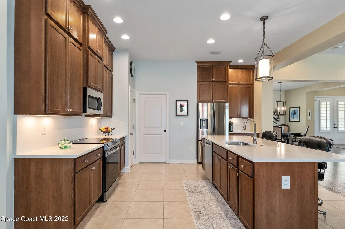 Photo of 130 7th Avenue