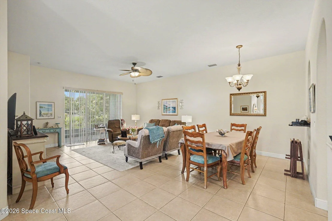 Photo of 1022 Eleuthera Drive NE