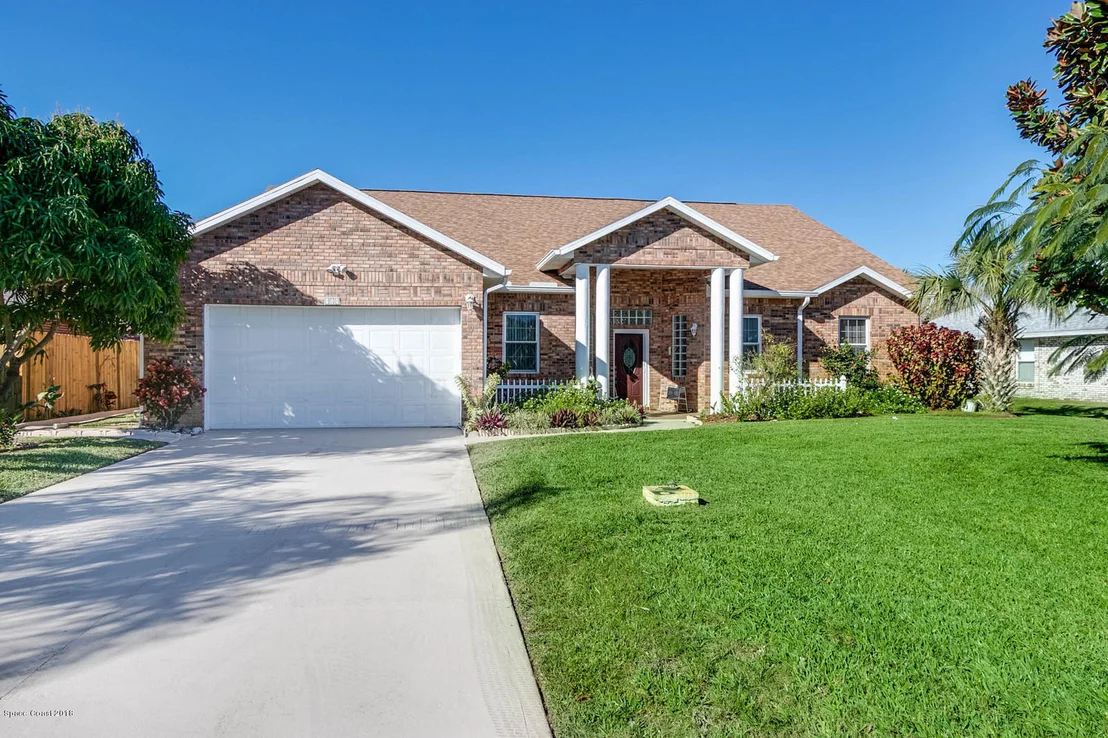 Photo of 108 Palm Circle