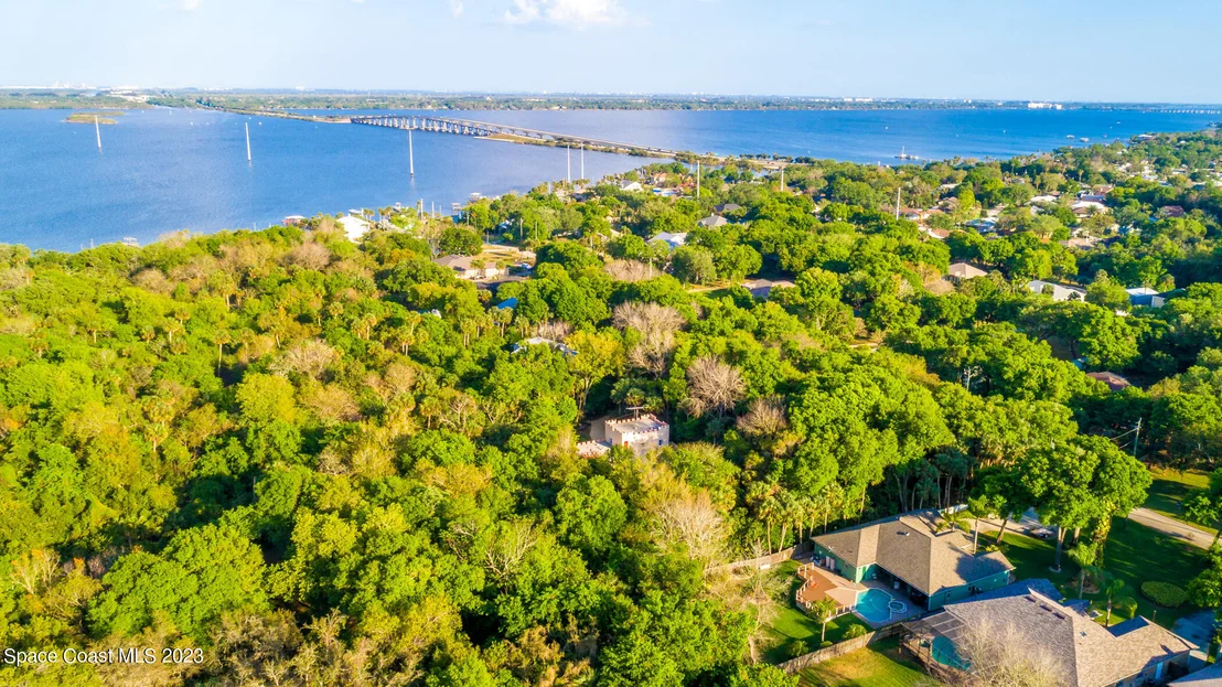 Photo of 240 City Point Road