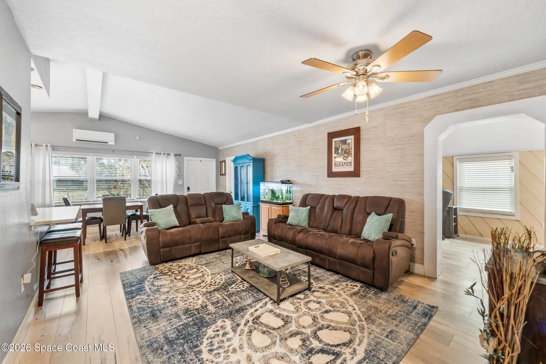 Photo of 251 Avenida Del Sol