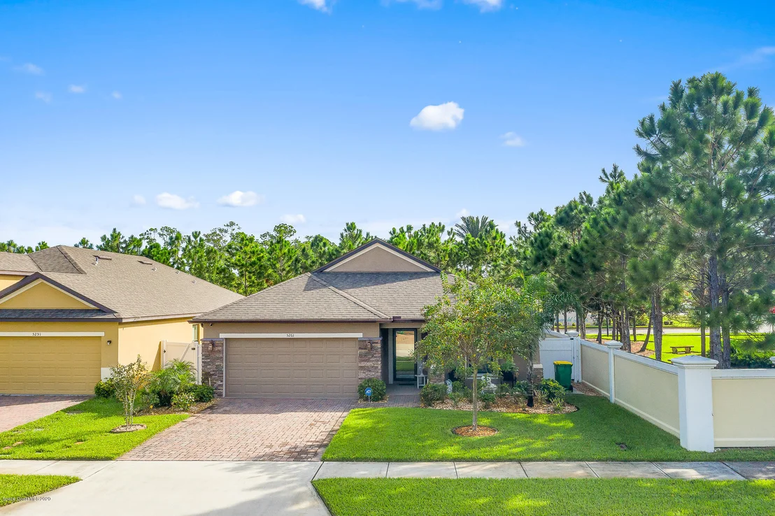 Photo of 5261 Extravagant Court