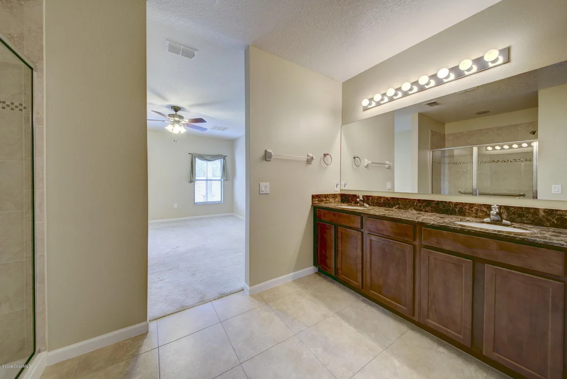 Photo of 1372 Hailey Street