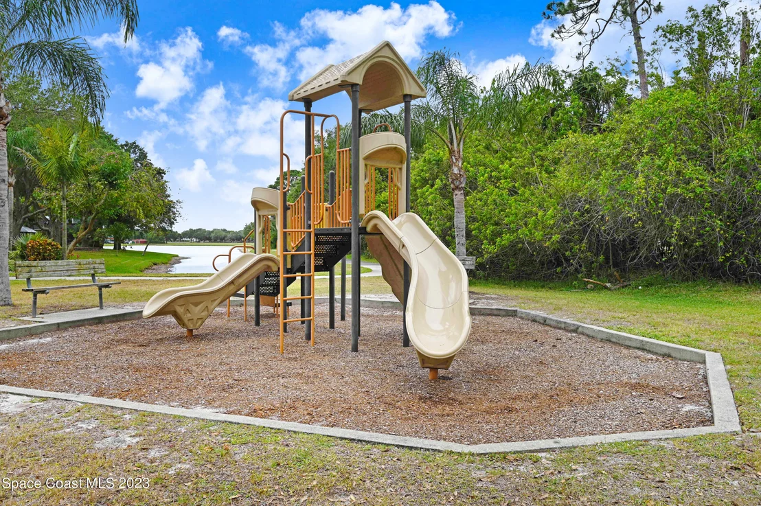 Photo of 6830 Whitetail Court