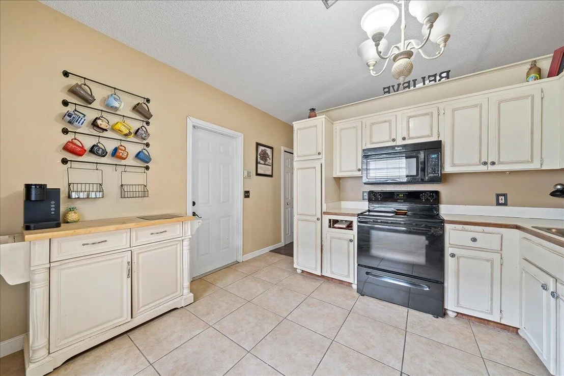 Photo of 1584 Dandelion Drive