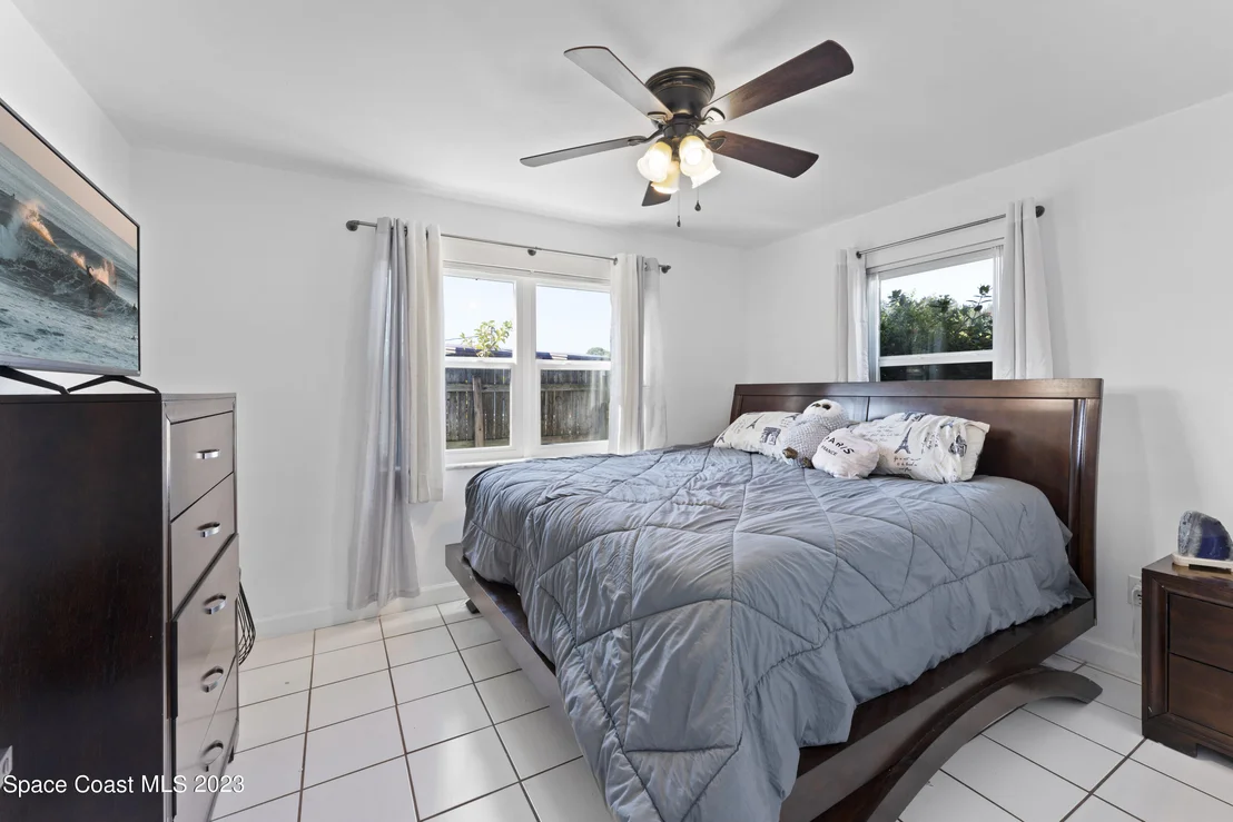 Photo of 1155 Wild Rose Drive NE