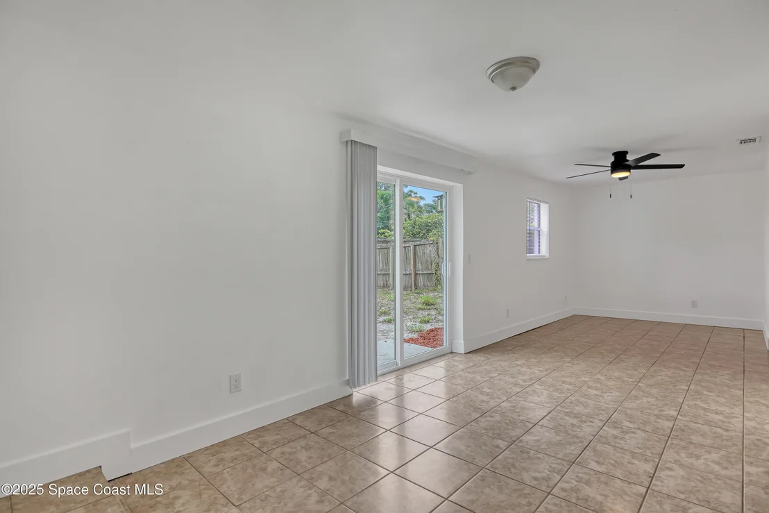 Photo of 2152 Post Road