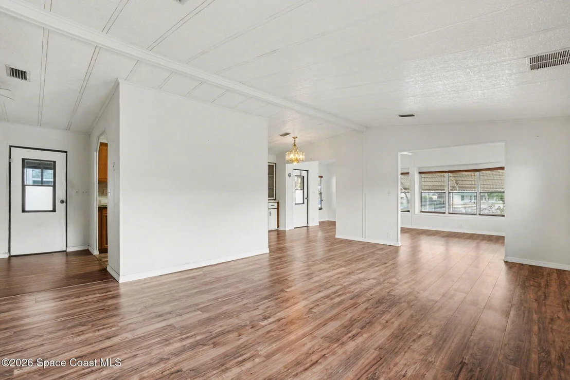 Photo of 637 Wedelia Drive