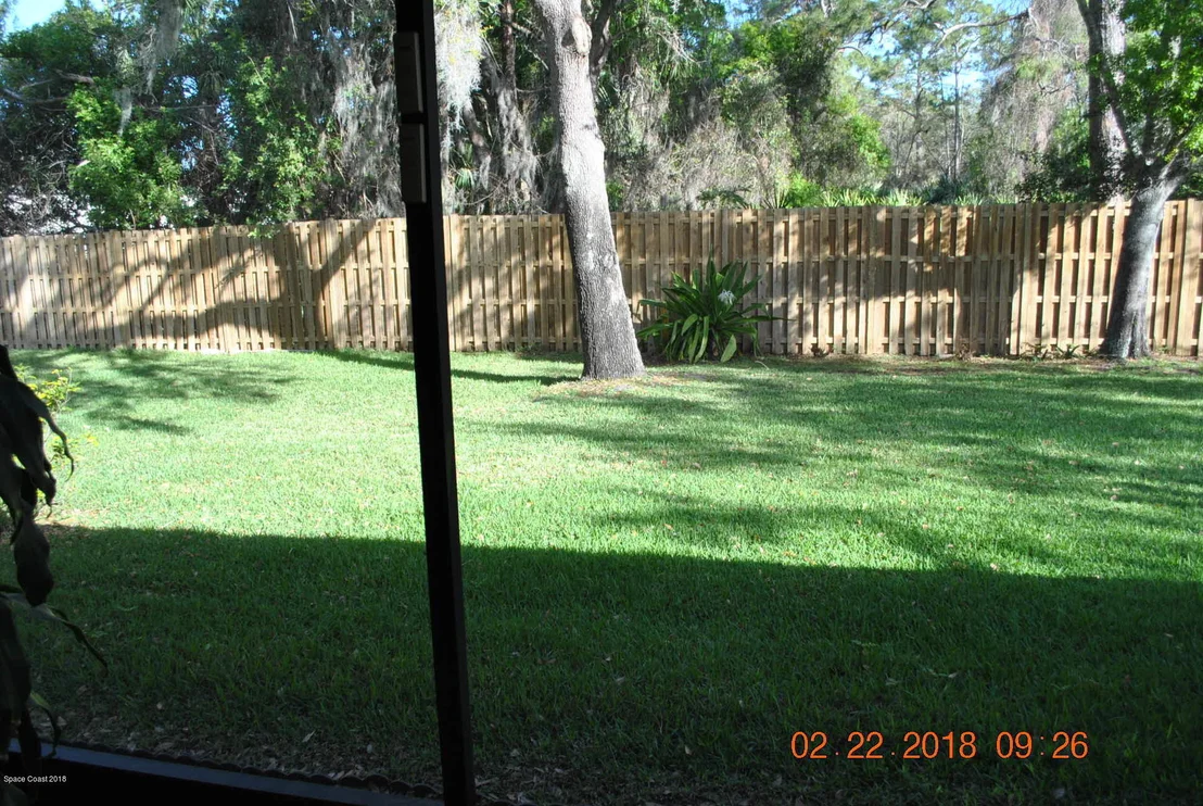 Photo of 889 Shoshone Lane