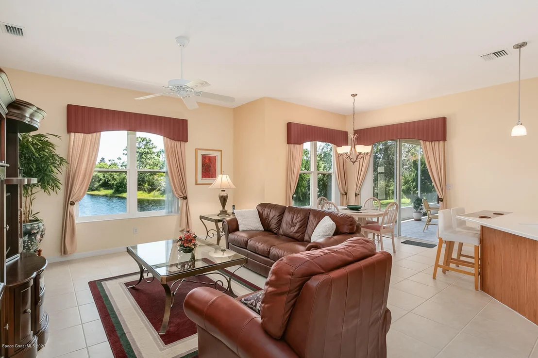 Photo of 4628 Alamanda Drive