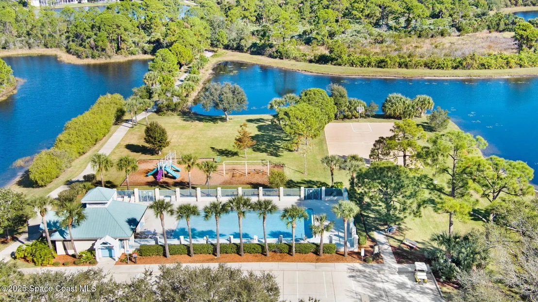 Photo of 5731 Herons Landing Drive