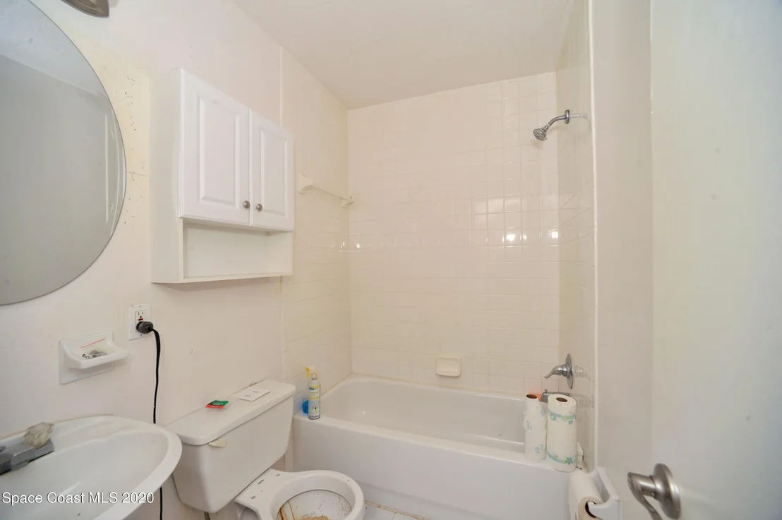 Photo of 3250 Ideal Avenue NE