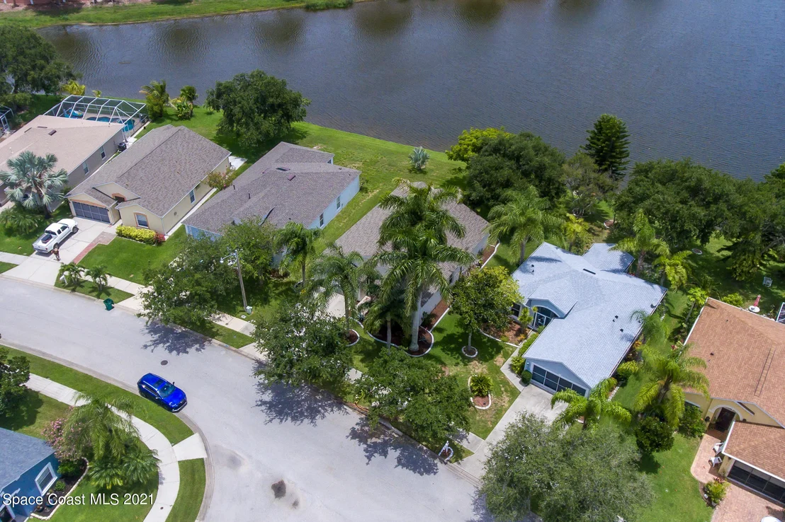 Photo of 530 Wickham Lakes Drive