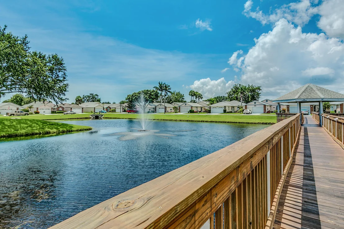 Photo of 4130 Twin Oaks Boulevard