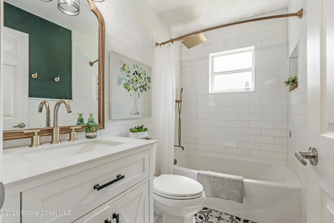 Photo of 4779 Alfred Street